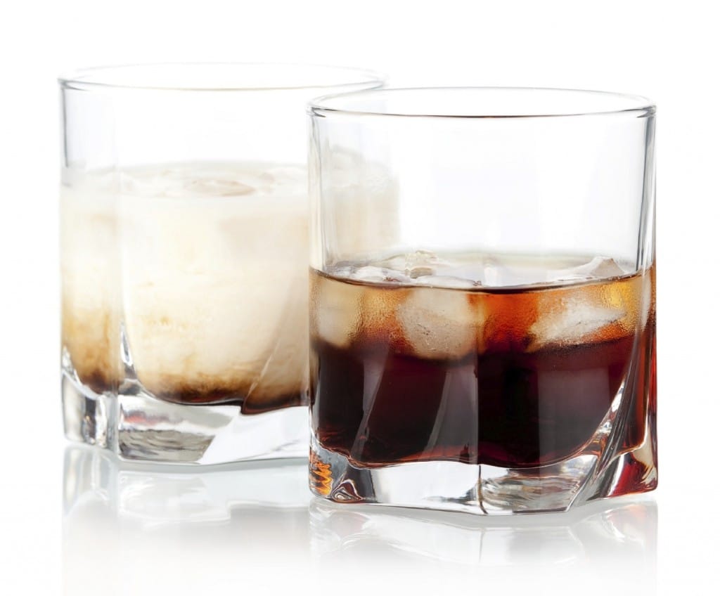 Black russian and white russian cocktails